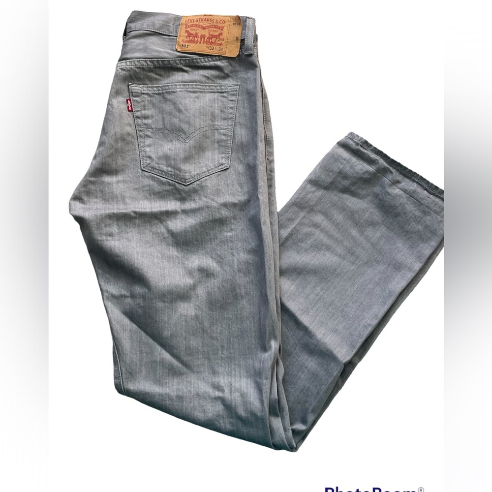 Levi’s 501 33/34 Straight Leg Gray Denim Men’s Jeans